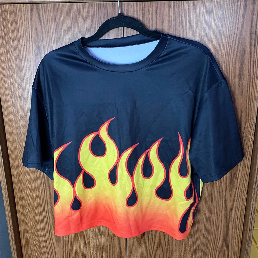 Flame Print Crop Top Women 3XL Black Fire Graphic Short Sleeve Shirt